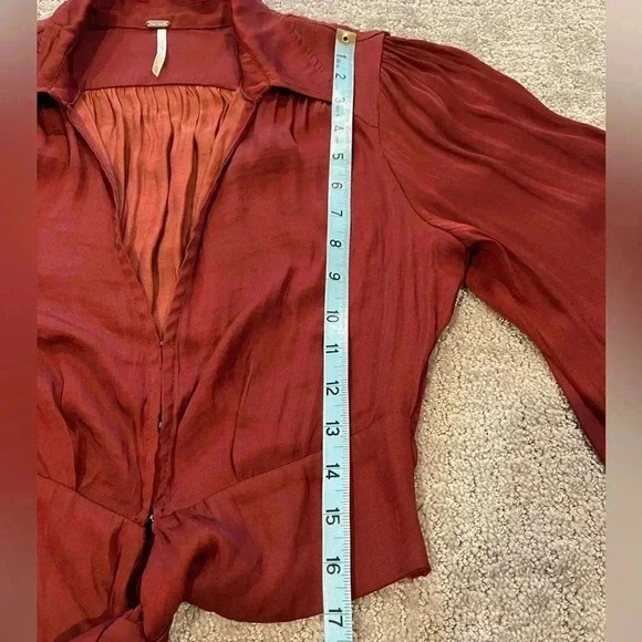 Free People Say it Ain’t So Blouse, Red, Long Sleeve, Cropped, V Neck, XS - Picture 9 of 16